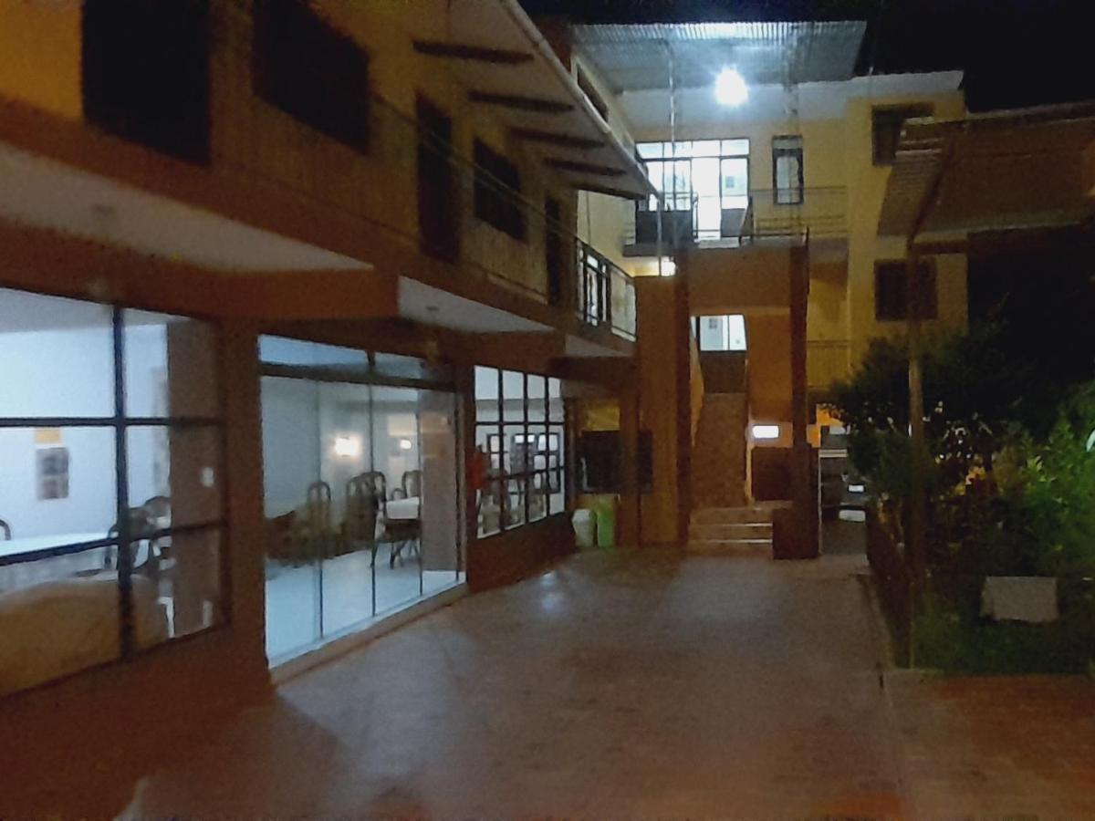 Hostal Eden Тороторо Экстерьер фото