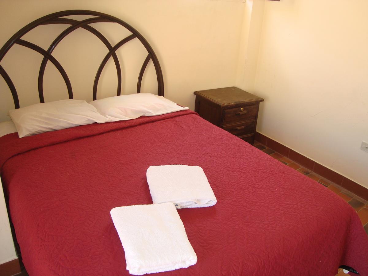Hostal Eden Тороторо Экстерьер фото